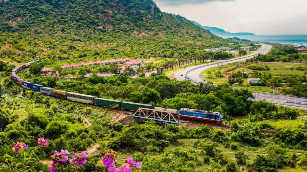 Gửi hàng từ quận Liên Chiểu (ĐN) đi Hải Phòng bằng đường sắt