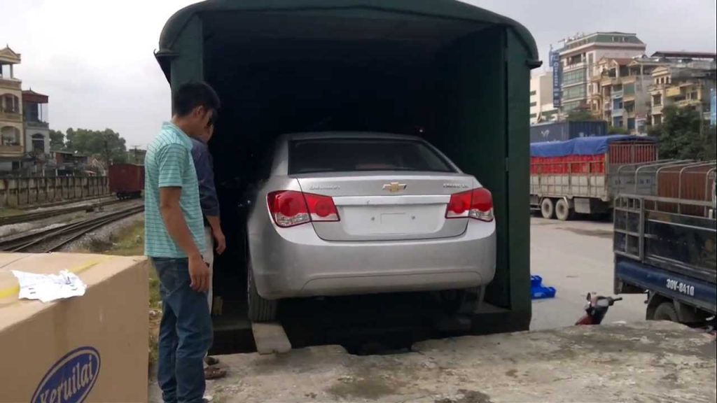 Dịch vụ vận chuyển ô tô toàn quốc bằng đường sắt