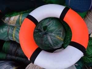 vận chuyển phao cứu sinh ra bắc
